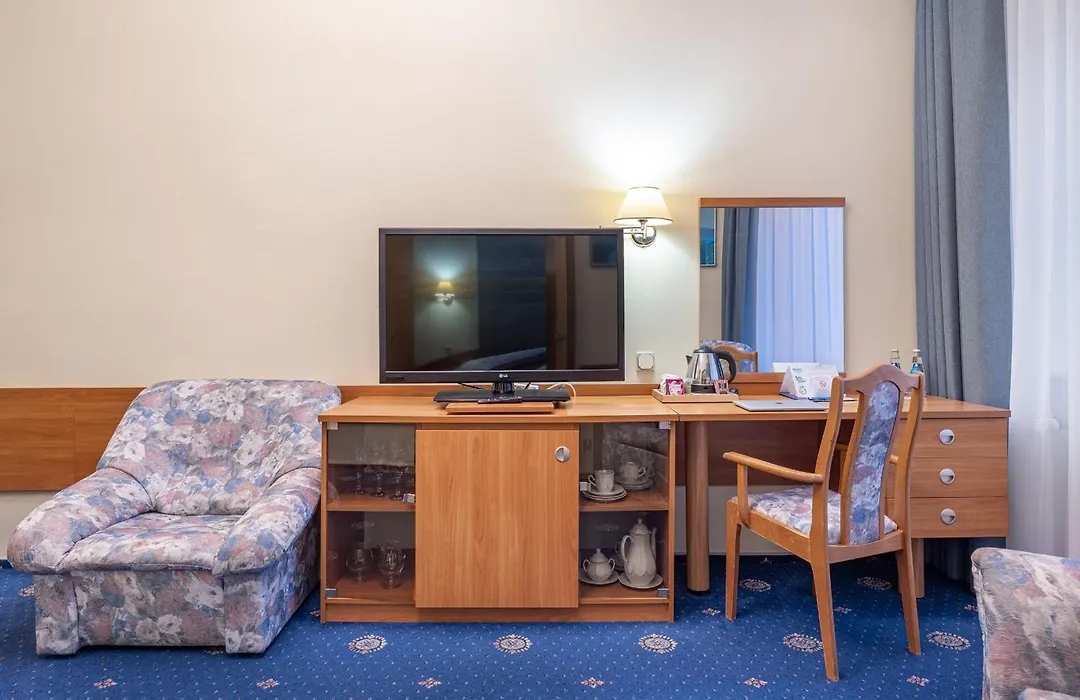 Hotel Wodnik-1